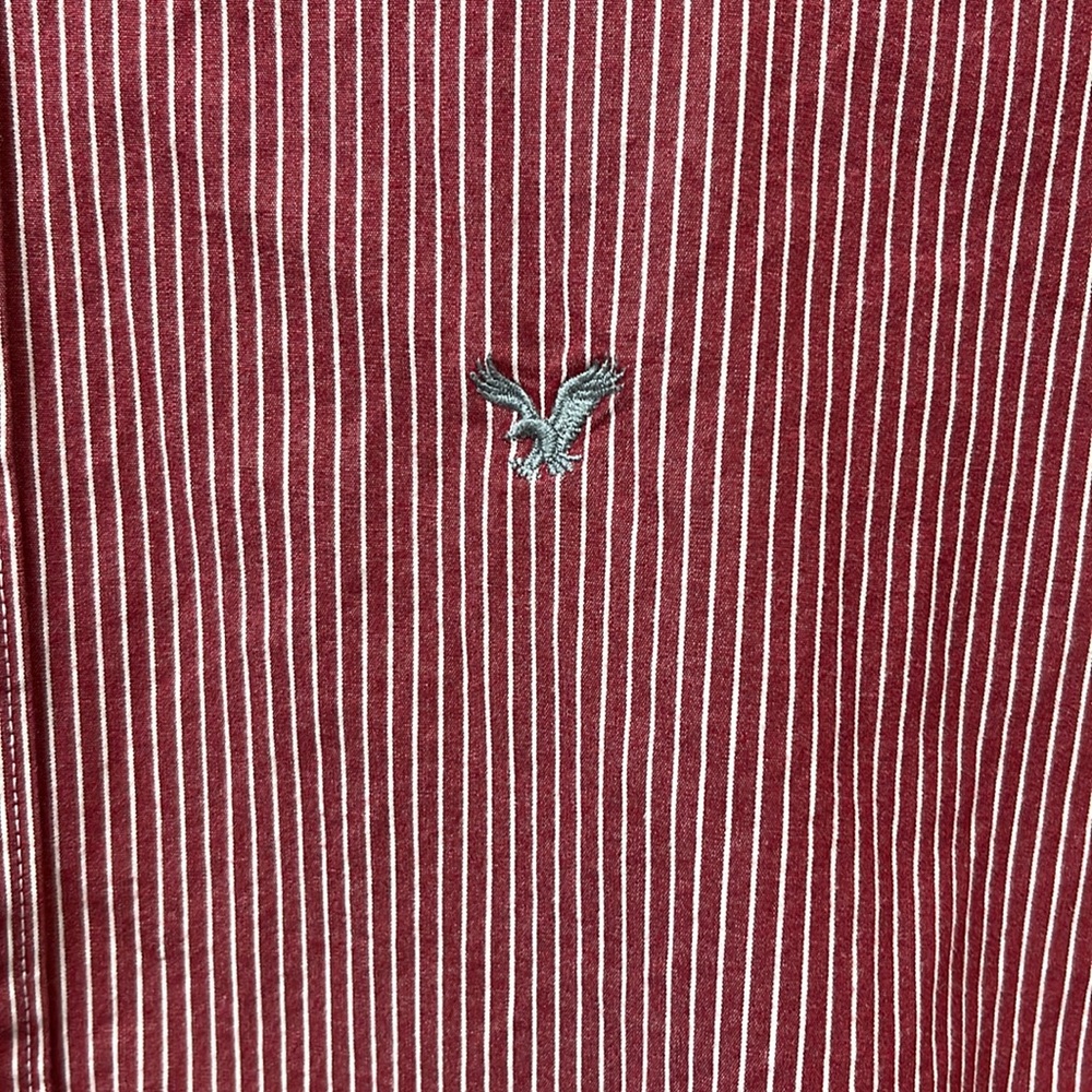 American Eagle button down - Picture 4 of 7